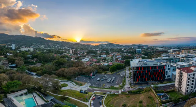 Escazu Central Park, Trejos Montealegre, Escazú, Apartamento de lujo