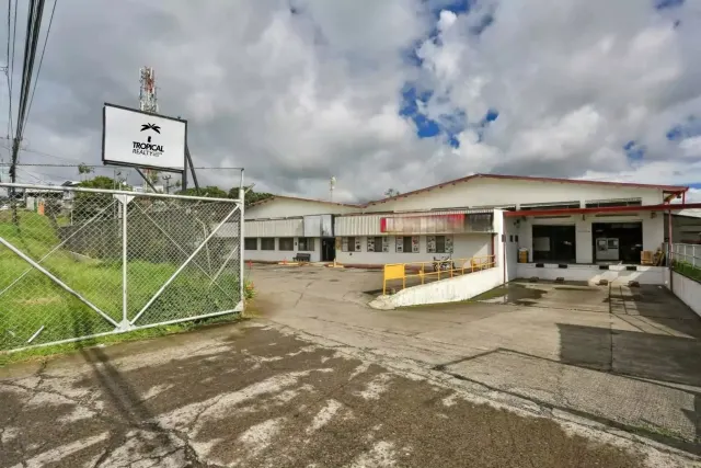 Amplio Bodegón para Expansión Comercial en Guadalupe – Oportunidad de Inversión