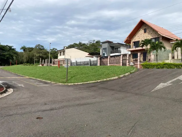 Building Plot in Garita