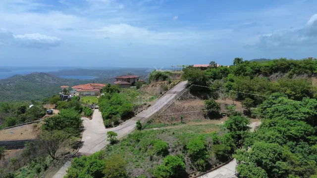 Premium 999 m² Ocean-View Lot – Lomas Del Mar Condominium, Guanacaste