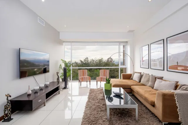 Exclusivo Apartamento de 1 Habitación con Vista Panorámica a la Ciudad en Bello Horizonte, Escazú - Vivienda de Lujo