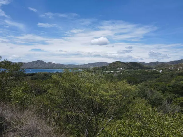 Lote Titulado en Venta en Playa Flamingo