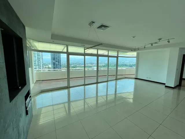 Se vende pent-house en torre en nunciatura - oportunidad única