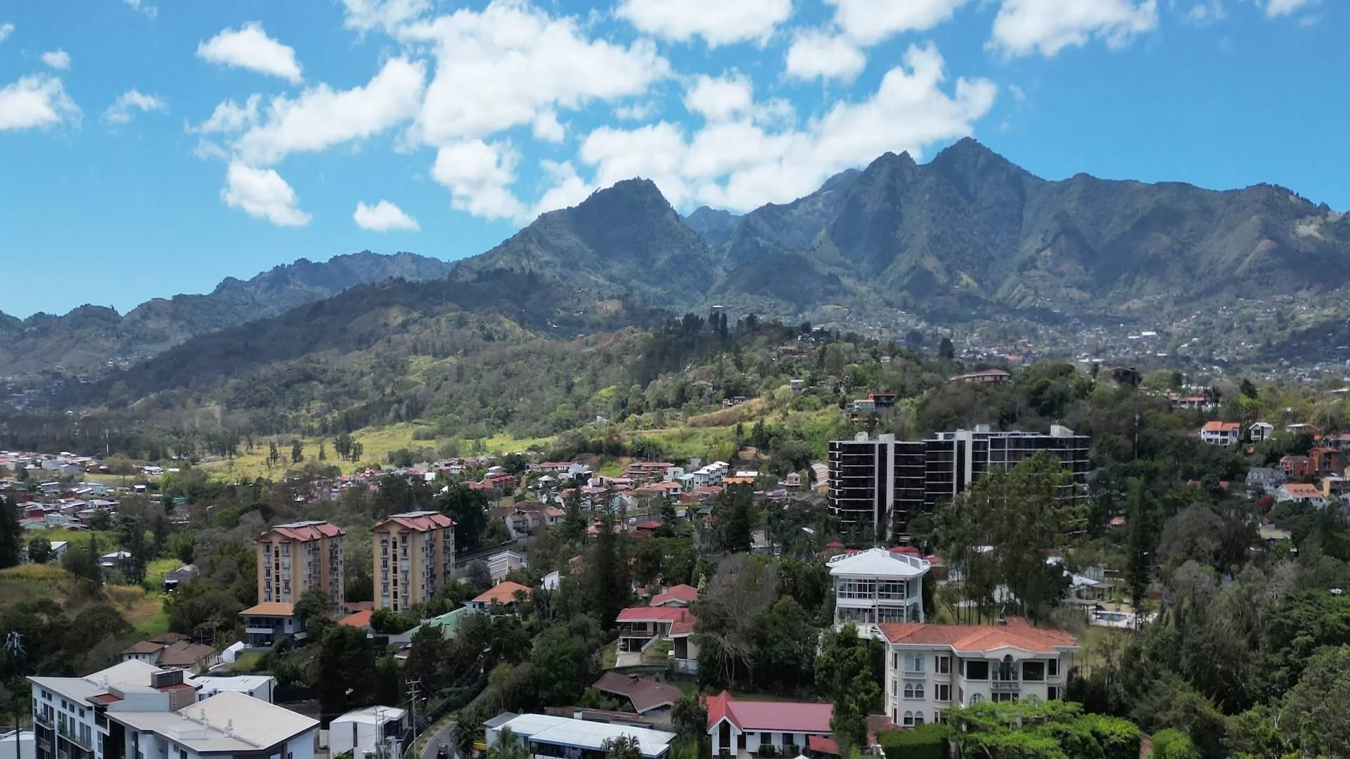 Propiedades en venta en Escazu